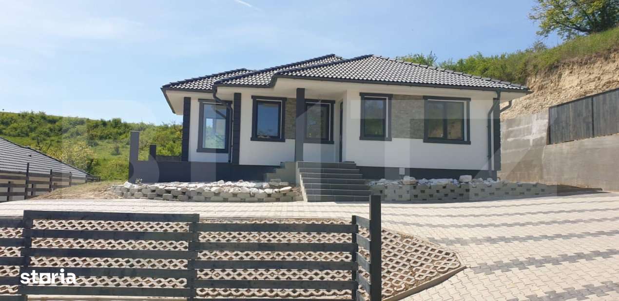 Casa pe un nivel, 138 mp utili, curte privata-Corunca - Imagine principală: 5/6