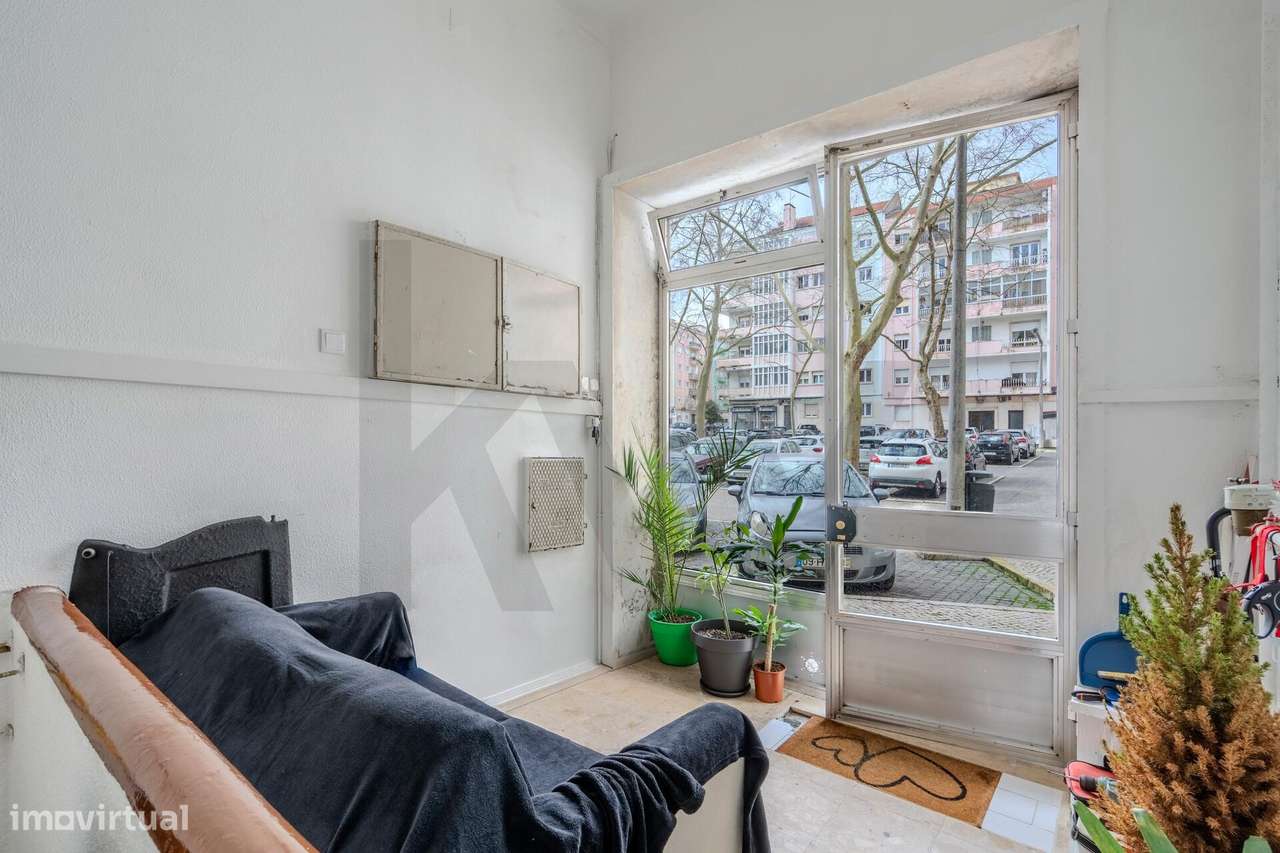 Investimento de Alta Rentabilidade em Lisboa: Espaço Comercial com 5,4 - Grande imagem: 4/32