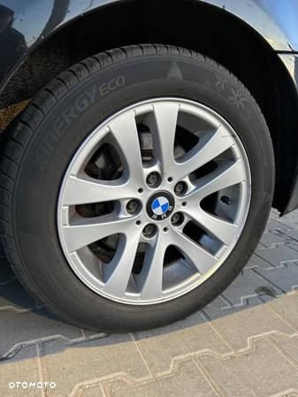 BMW Seria 3 318i - 12