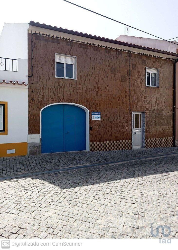 Casa de aldeia T4 em Portalegre de 114,00 m2