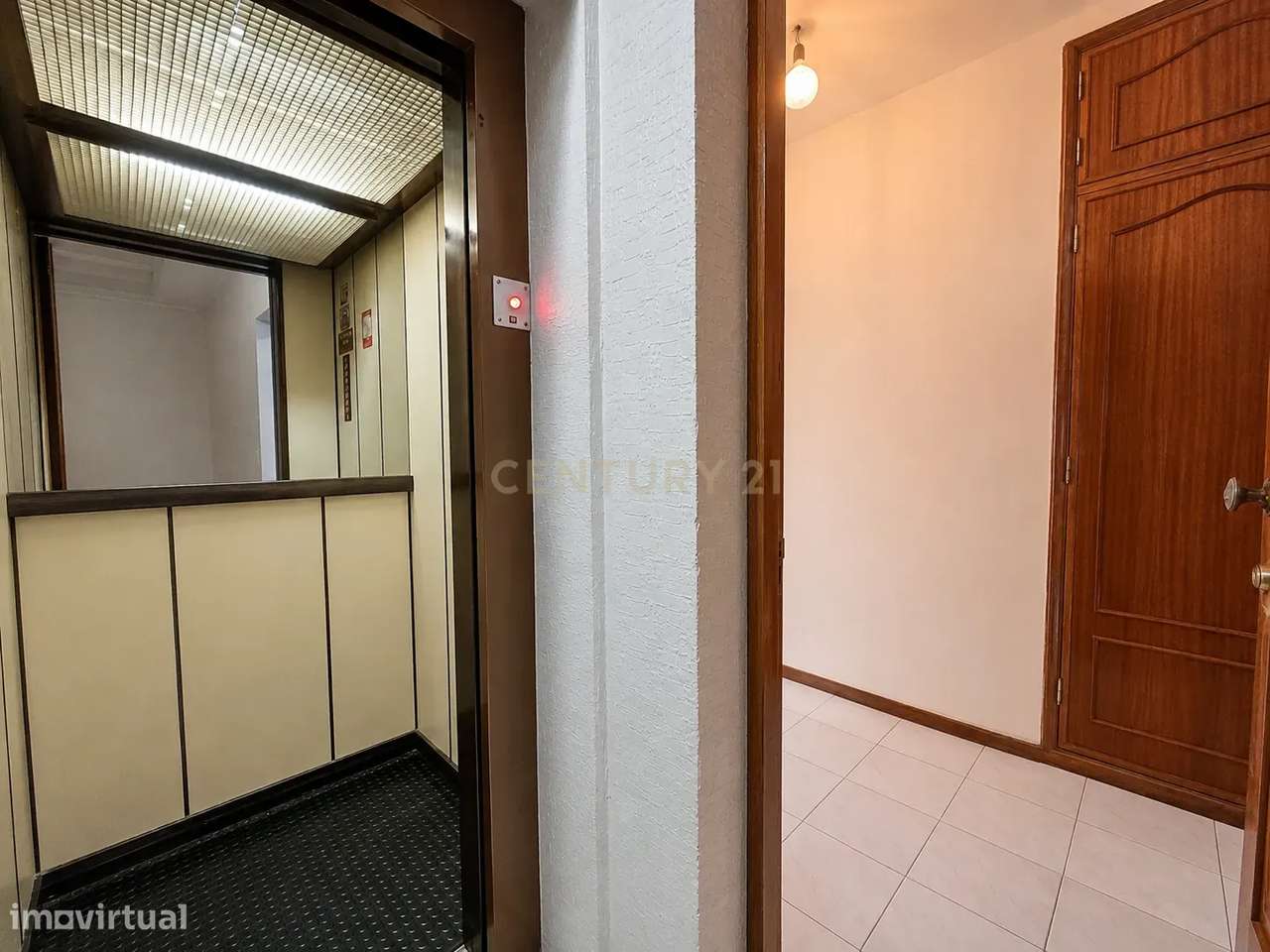APARTAMENTO T2 | VARANDA | LUGAR DE GARAGEM | ARRUMOS | ELEVADOR | GON-21