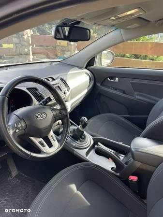 Kia Sportage - 14