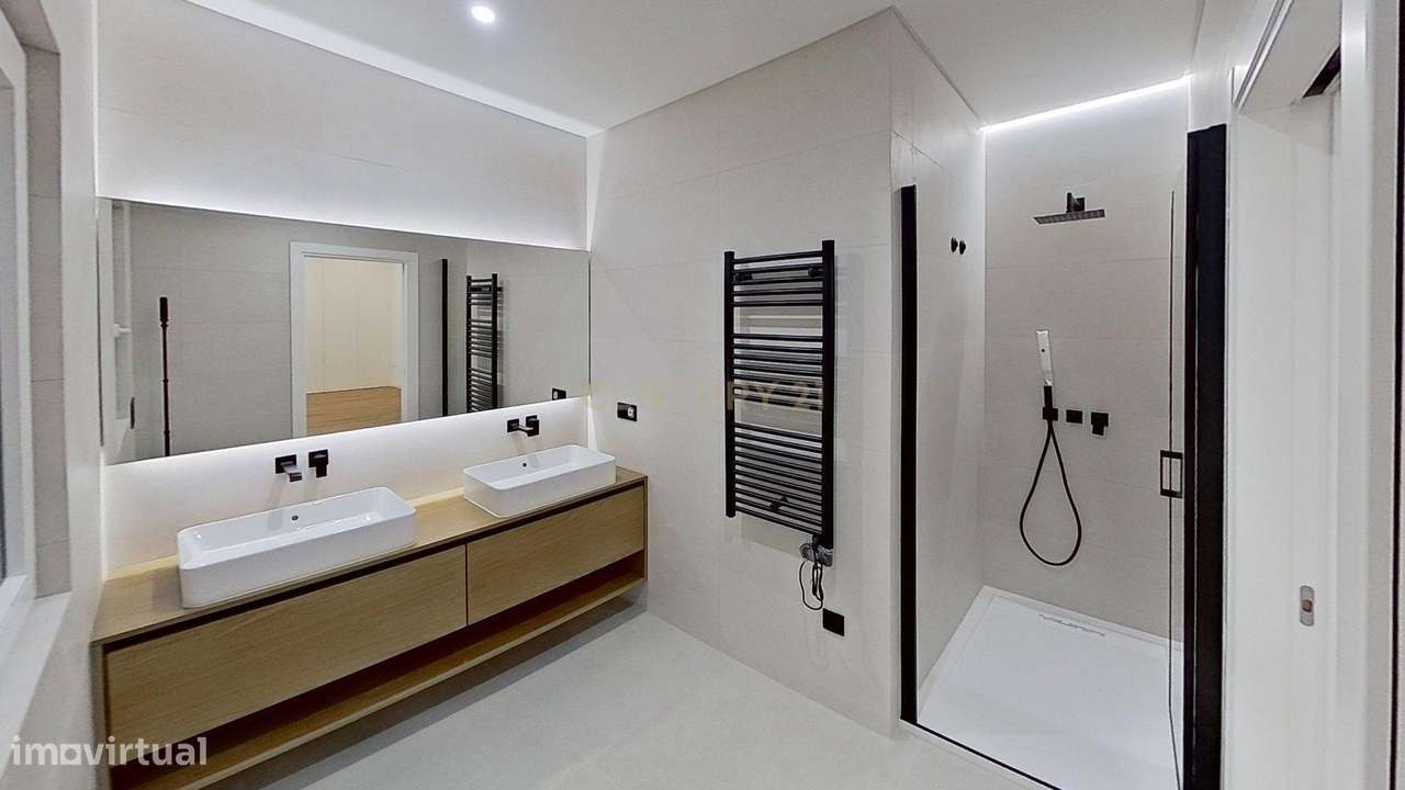 Luxuosa Moradia T4 com Vista Mar em Silveira, Torres Vedras-26