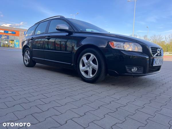 Volvo V50 D2 Momentum - 8