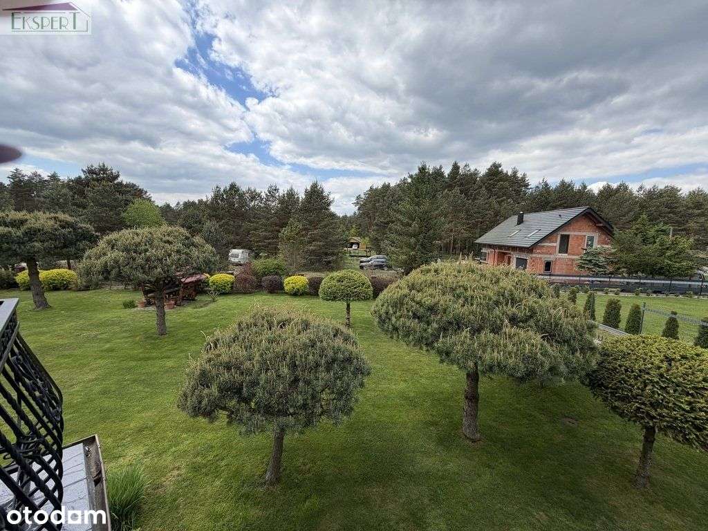 Dom wśród zieleni w Żarkach-7