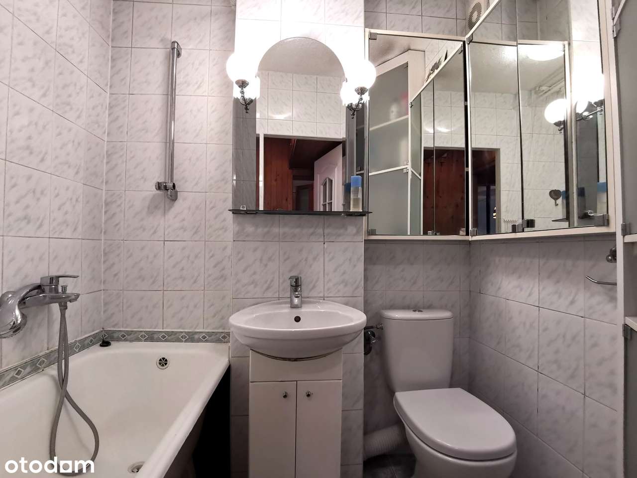 Na sprzedaż mieszkanie na Saskiej Kępie - idealne do własnej aranżacji-8