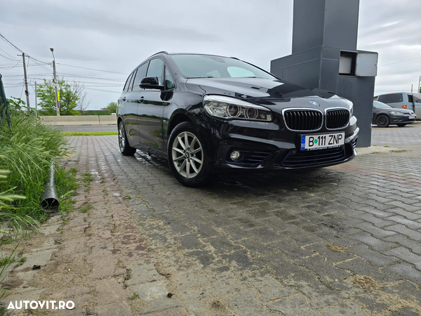 BMW Seria 2 218d - 6