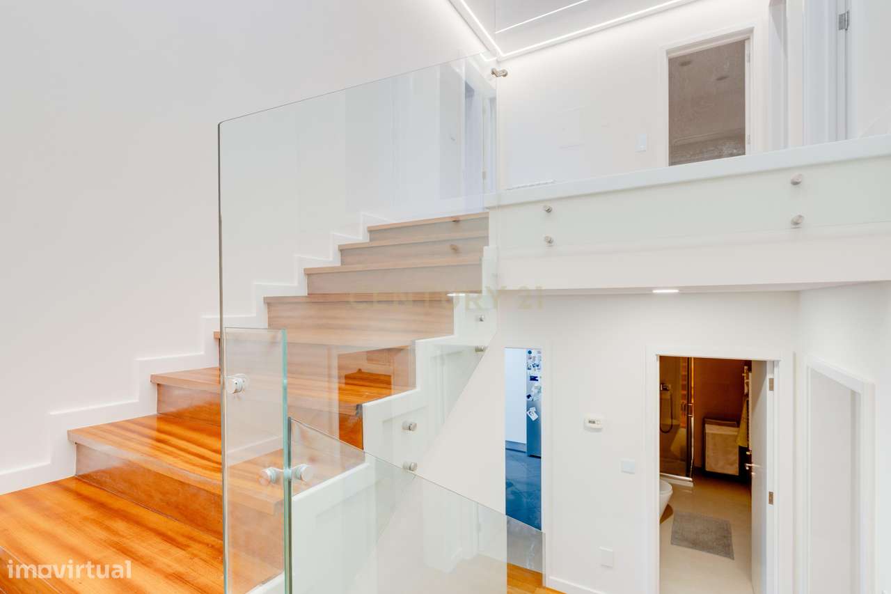 Moradia T3+1 em banda a 5 min do Centro da Cidade de Espinho-13