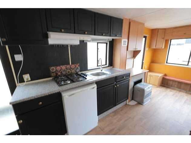 LINDA CASA COM 2 QUARTOS - Grande imagem: 4/8