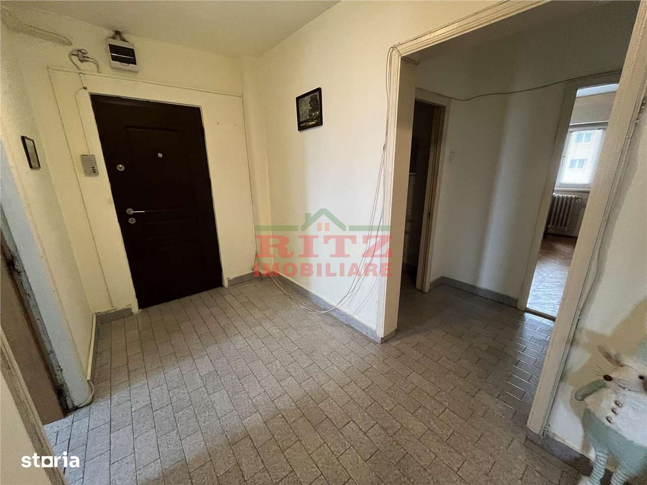 Nou! Ap. 3 cam., decom., et. 2, boxa, zona Scoala de Politie!-3