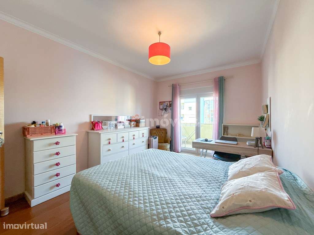 Apartamento T4 Duplex c/ Varandas, Arrecadação e Parqueamento - no ...-52