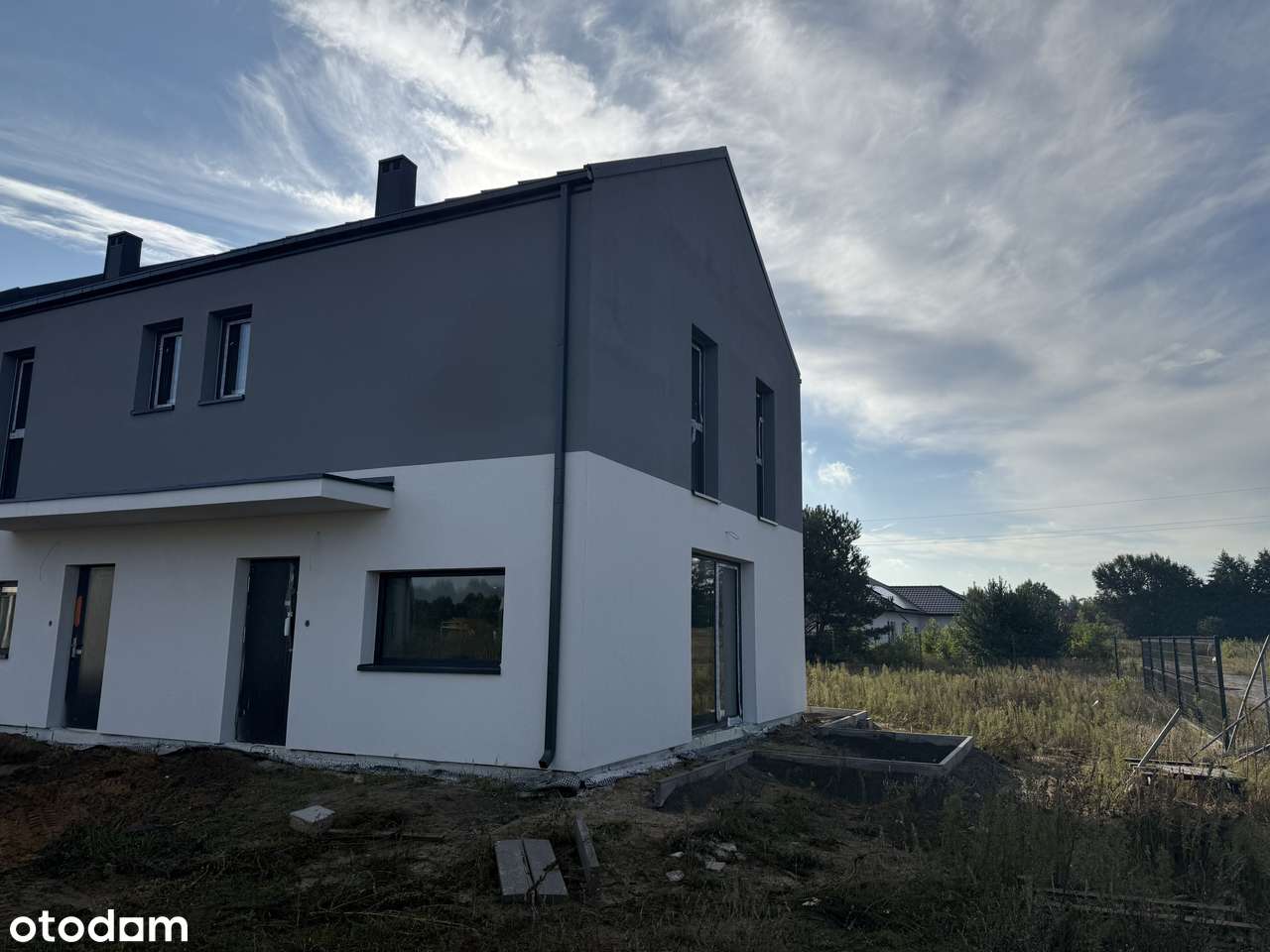 Lokal mieszkalny z ogrodem ,oraz miejscem parkingowym !! - Pełny obrazek: 5/8