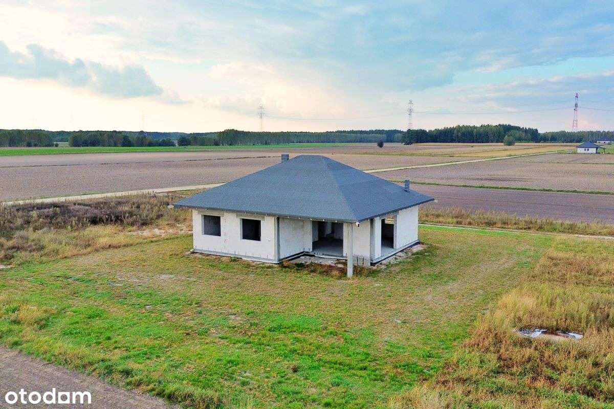 Kompaktowy dom parterowy w Przytułach Starych-11