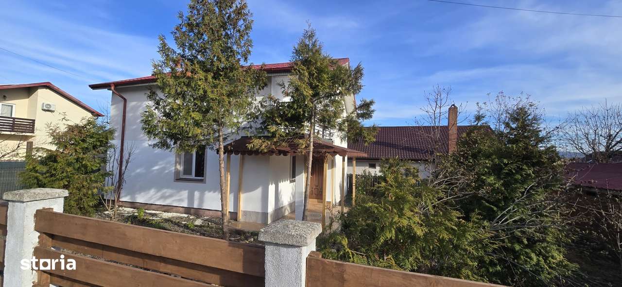 OPORTUNITATE DE INVESTITIE: Casă cu garaj – Lunca Cetățuii (Editurii)-19