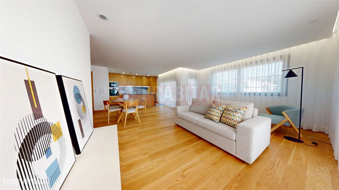 APARTAMENTO T4 DUPLEX NOVO COM TERRAÇO NA COBERTURA À SOLUM - CEDRO RE-9