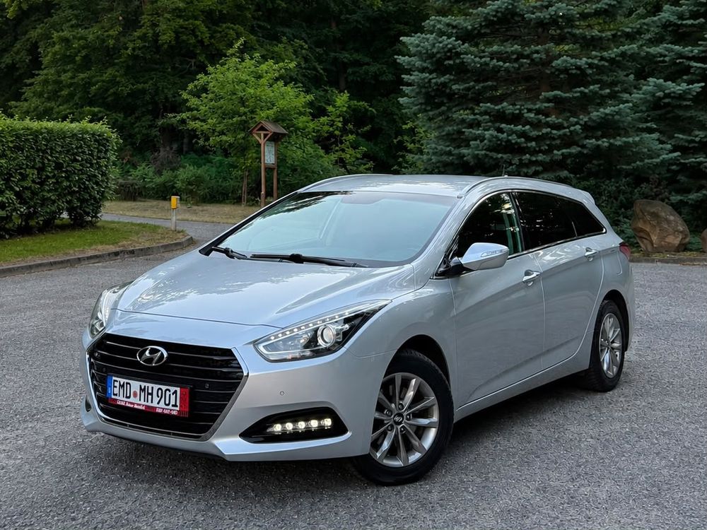 Hyundai i40 Kombi blue 1.7 CRDi Style 2016