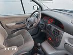 Renault Scenic 1.6 16V Privilege - 14