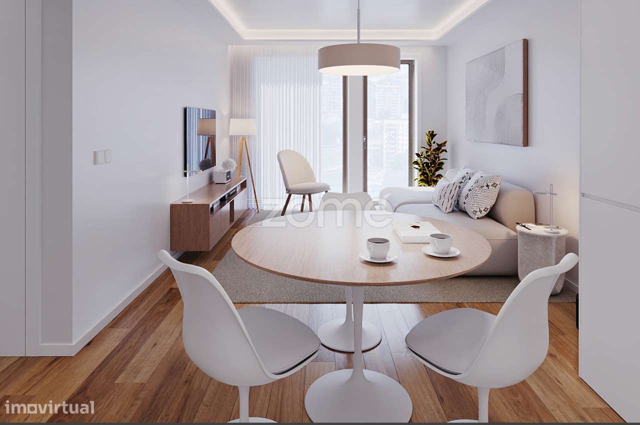 T1 em construçao no Polo Universitário - Grande imagem: 2/12