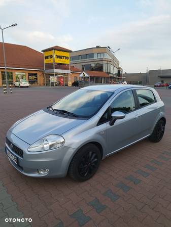 Fiat Grande Punto - 14