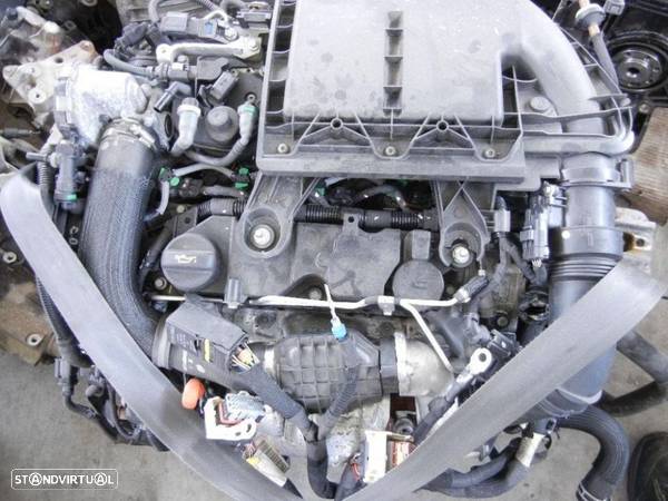 Motor PSA Peugeot Citroen 1.4 HDi 8HR (Peugeot 208) - 1