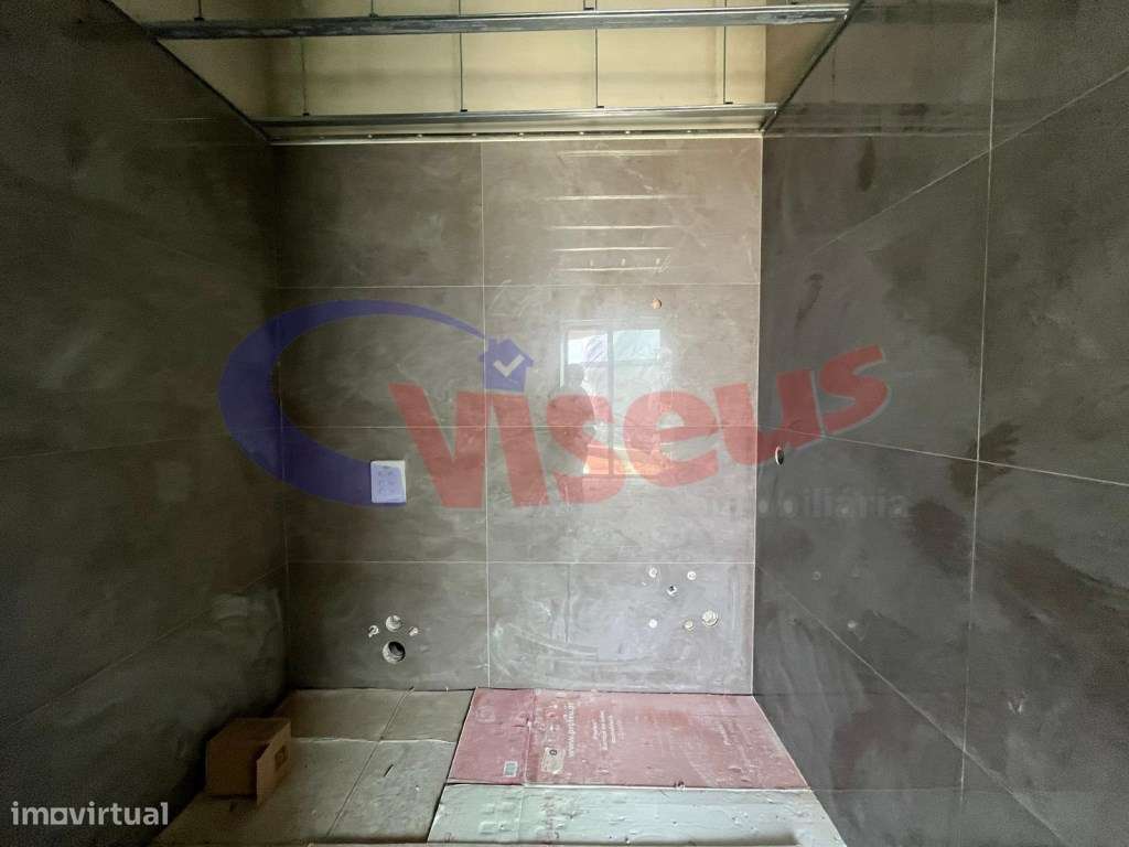 Moradia T3 + Escritório Nova junto à Praia Canidelo-44