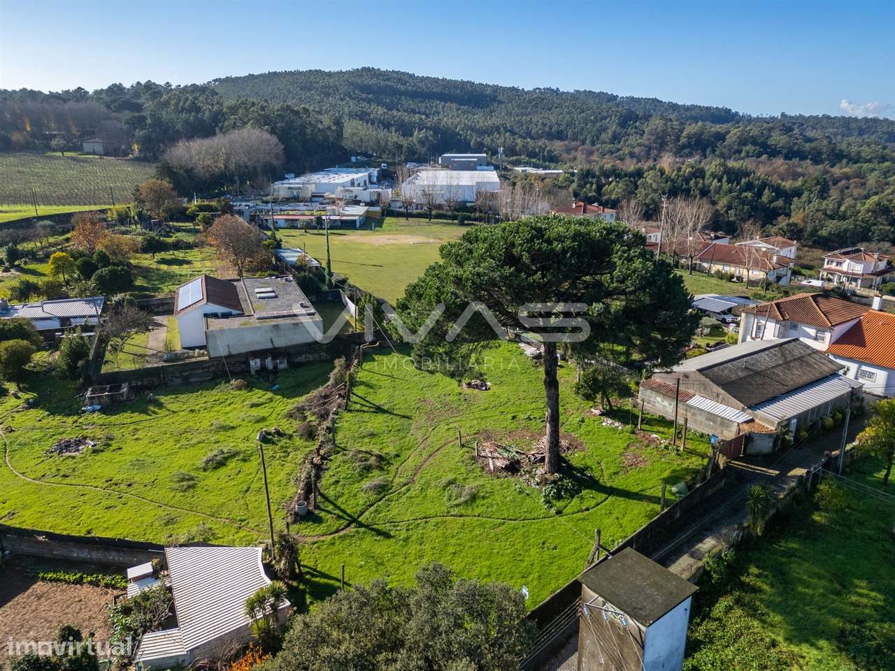 Terreno Para Construção  Venda em Merelim (São Paio), Panoias e Parada - Grande imagem: 5/19