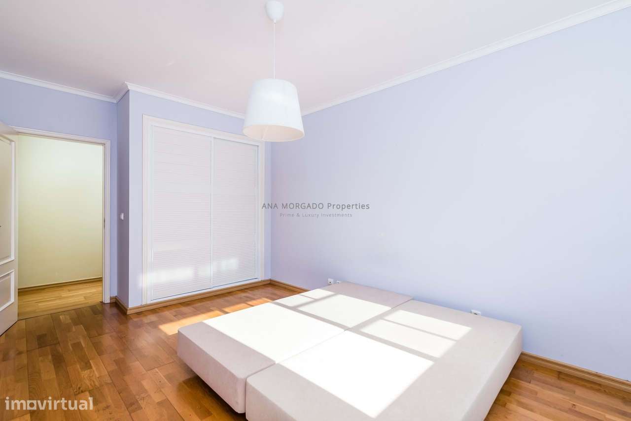 PARA INVESTIDORES - Apartamento T3+1 Renovado na Quinta da Beloura-25