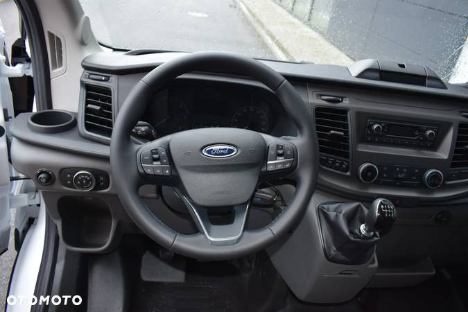 Ford Transit - 18