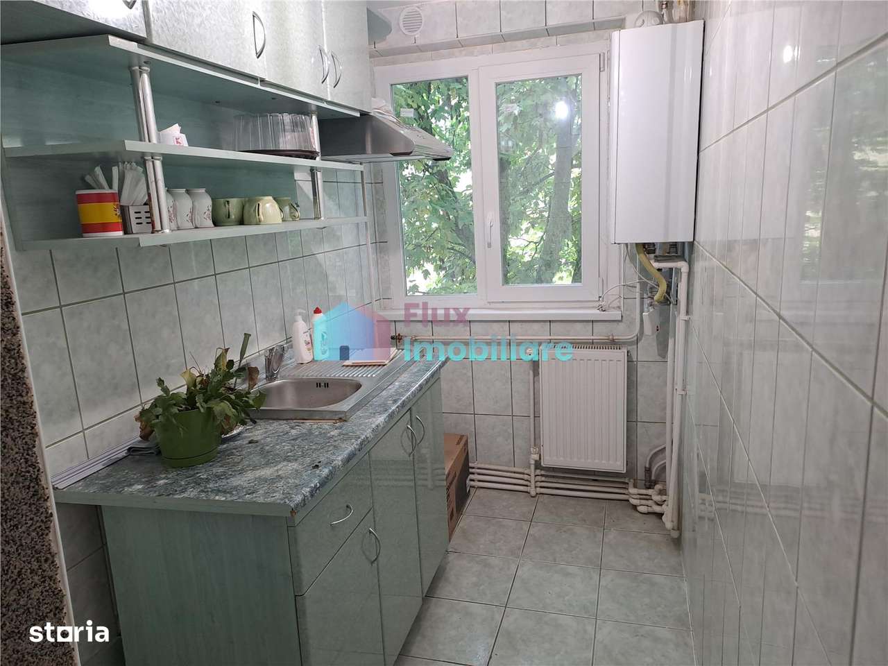 Apartament cu 3 camere semimobilat etaj 3 George Enescu-0