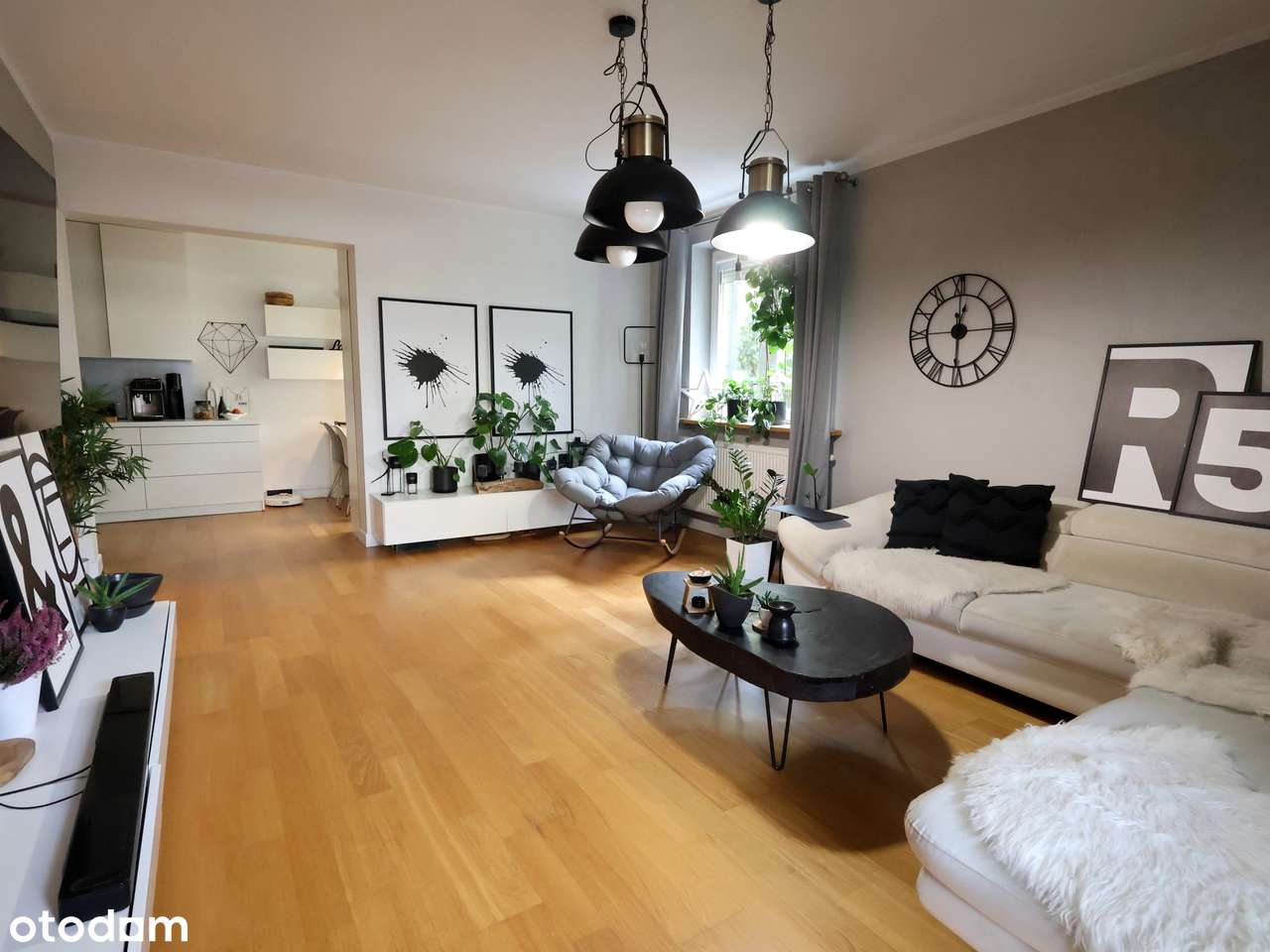 MIESZKANIE 4 POKOJOWE I TARAS 50m2 I GARAŻ I GOTOWE DO WPROWADZENIA-0