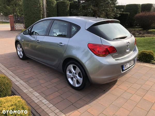 Opel Astra 1.6 Active - 3