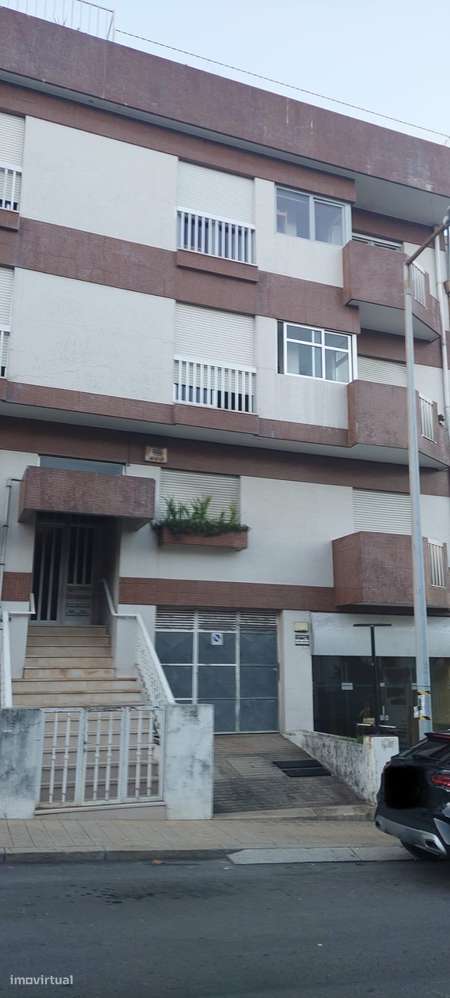 T3 Corujeira com Box e arrumos-2