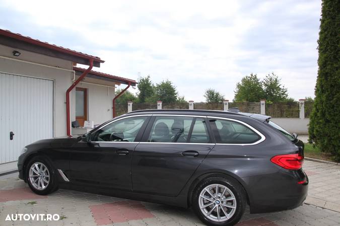 BMW Seria 5 520d AT - 3