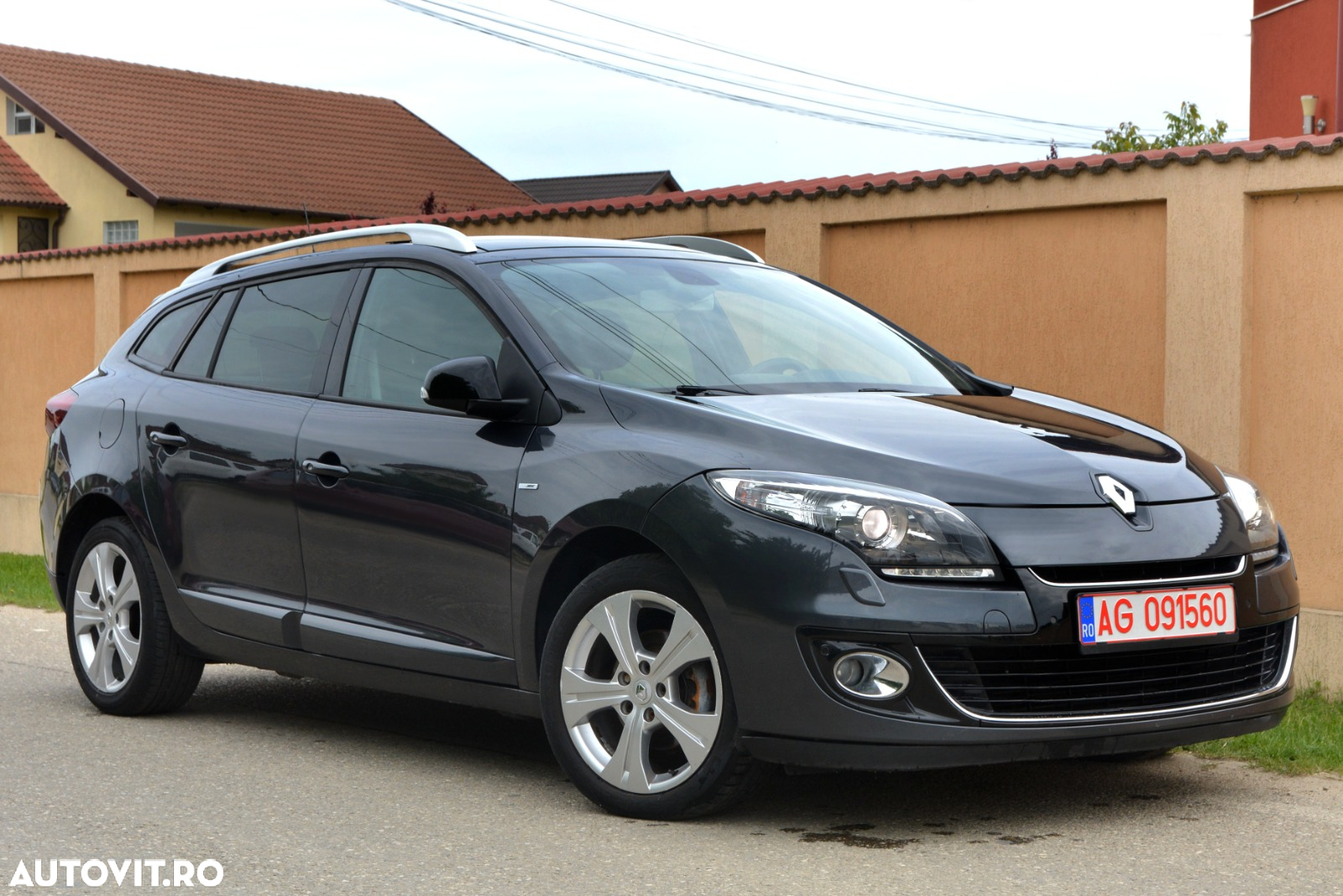 Renault Megane Grandtour ENERGY dCi 110 Start & Stopp Bose Edition - 2