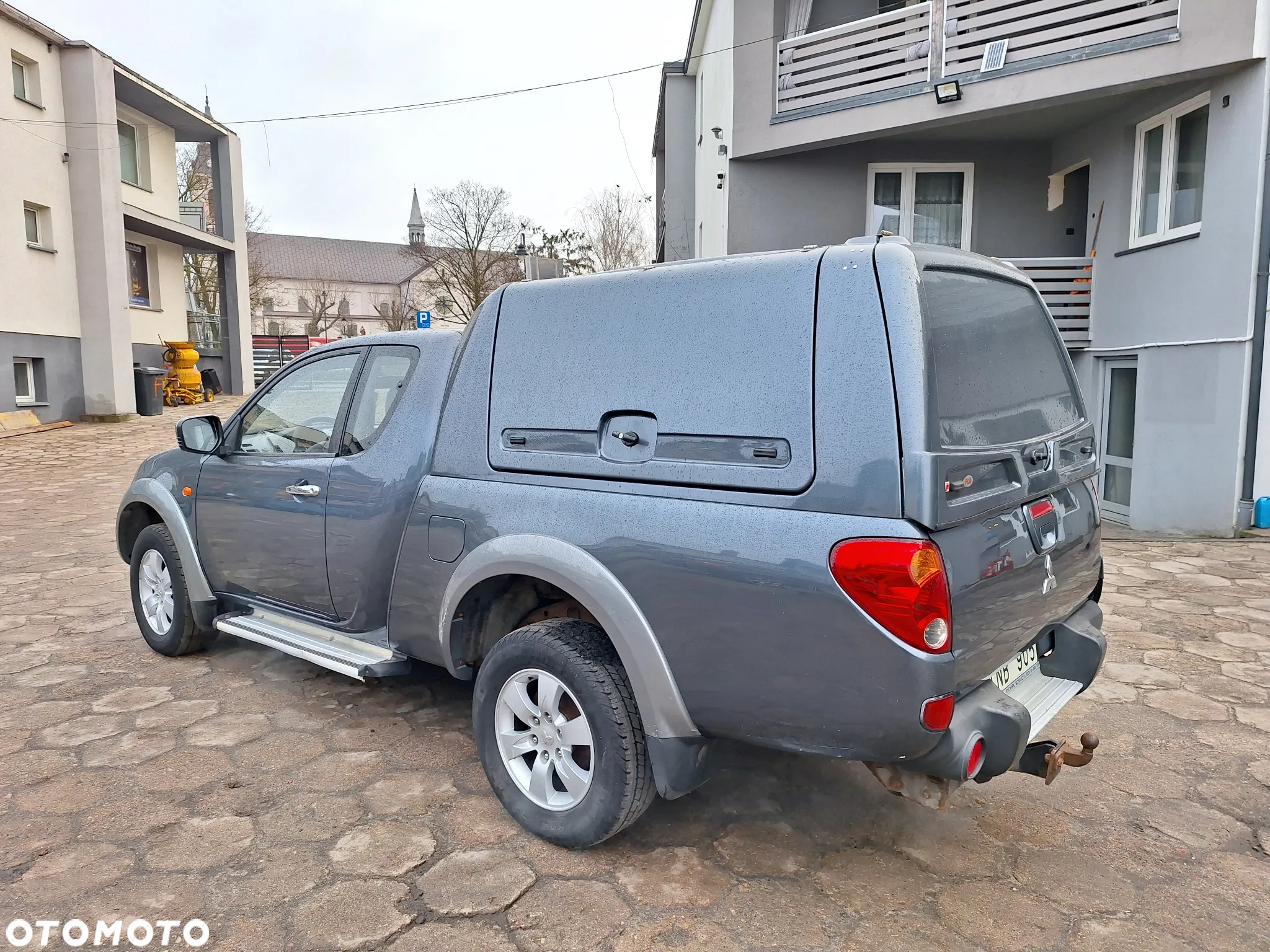 Mitsubishi L200 - 10