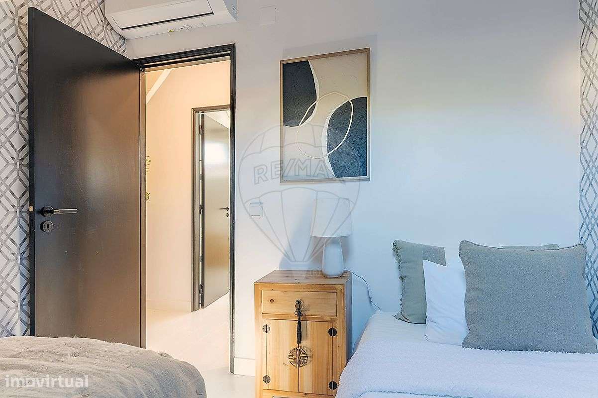 Moradia T6 para venda-17