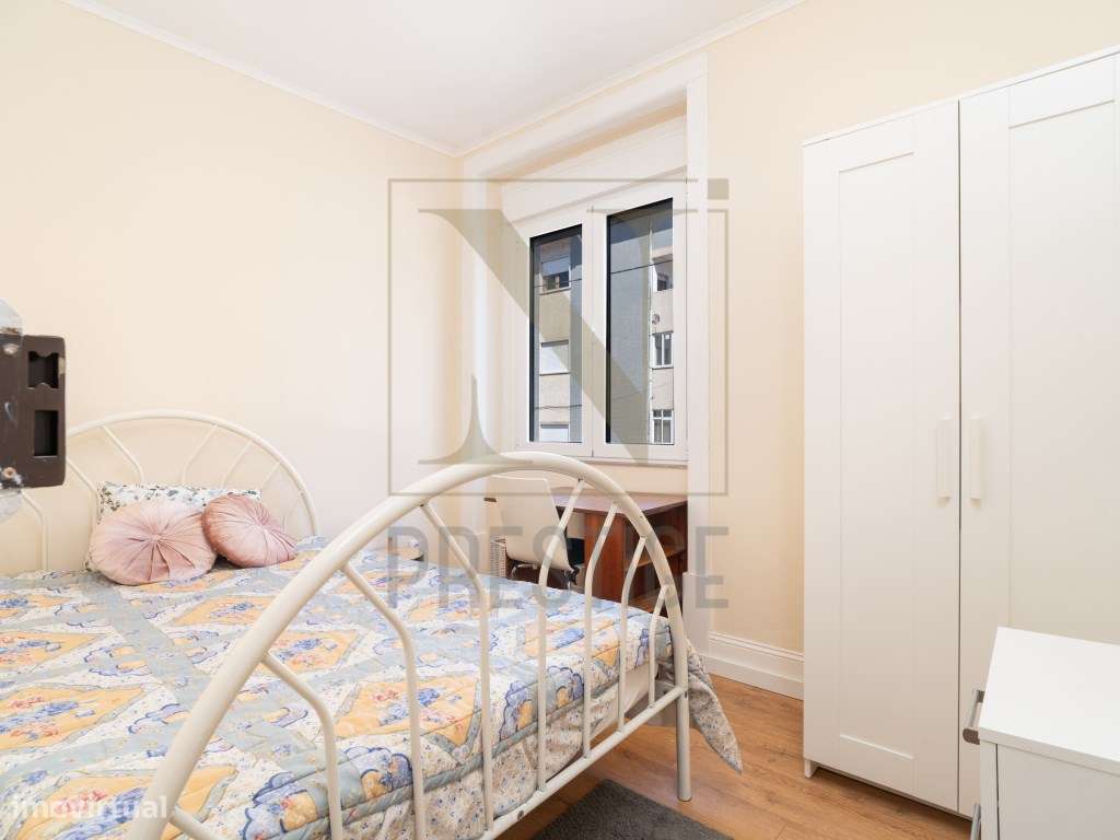 Moradia T8 no Bairro Norton de Matos-24