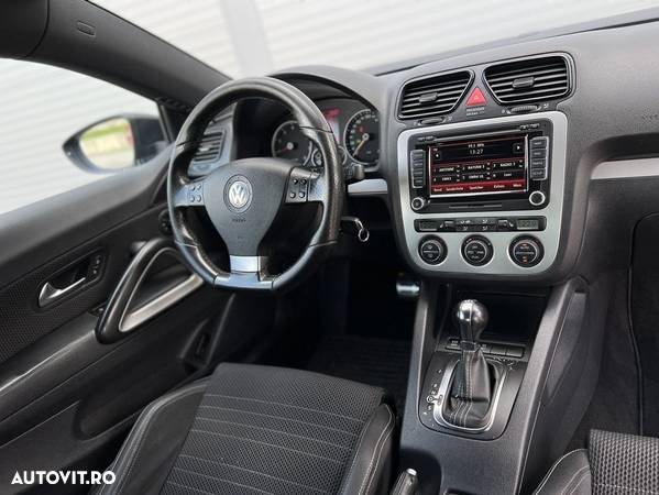 Volkswagen Scirocco 2.0 TSI DSG - 10