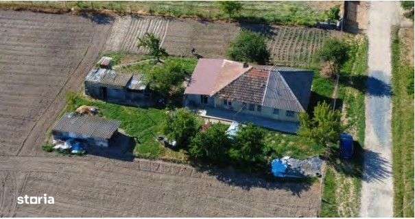 Teren intravilan si constructii Fratilesti, jud Ialomita - 3036867 - Imagine principală: 1/2