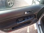 VW Golf 1.6i Sport Pacific - 14