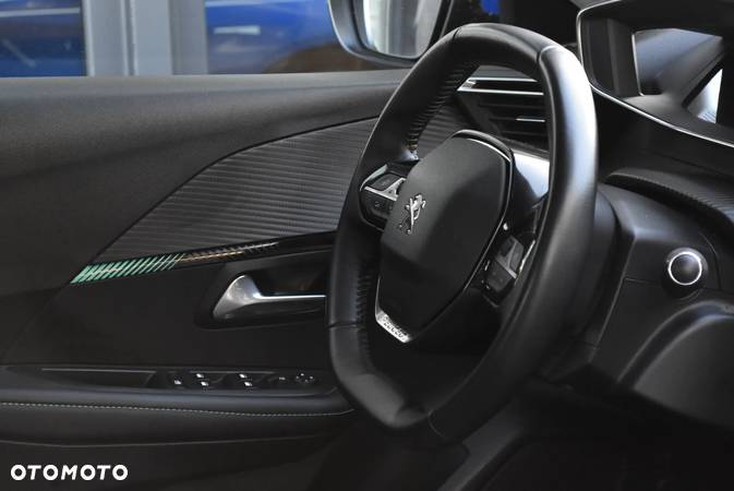 Peugeot 208 e-208 Allure - 18