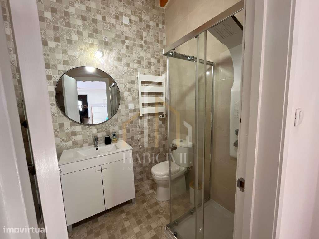 Moradia Geminada T2+1-15