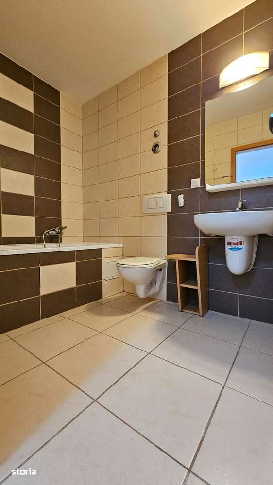 Exclusiv-Apartament 2 camere Avantgarden 1,parcare,140000 Euro neg-8