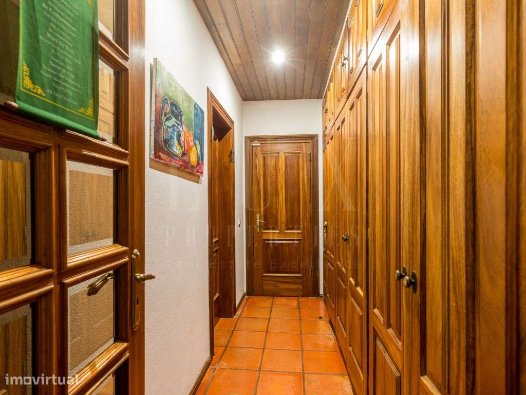 QUINTA COM 22.000 m² E TRÊS MORADIAS EM LOCALIZAÇÃO PRIVILEGIADA DE...-34