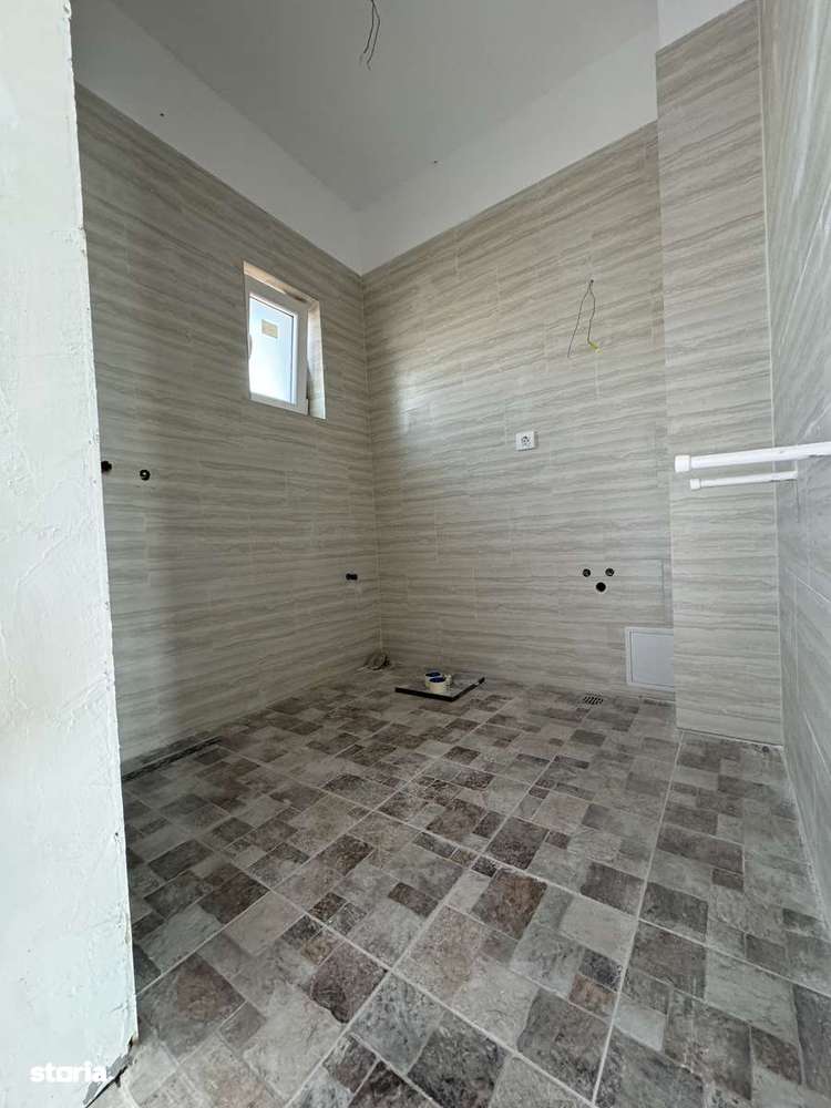 VILA   LA CHEIE   4 CAMERE , 120 MP UTILI, TOATE UTILITATILE - Imagine principală: 5/20