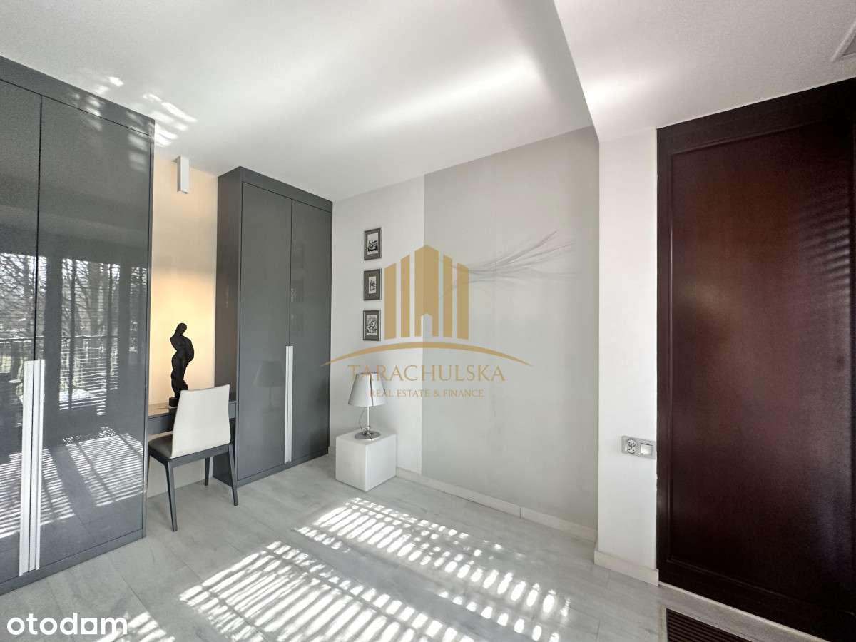 Klimt House | 1 bedroom | big terrace | AC-7