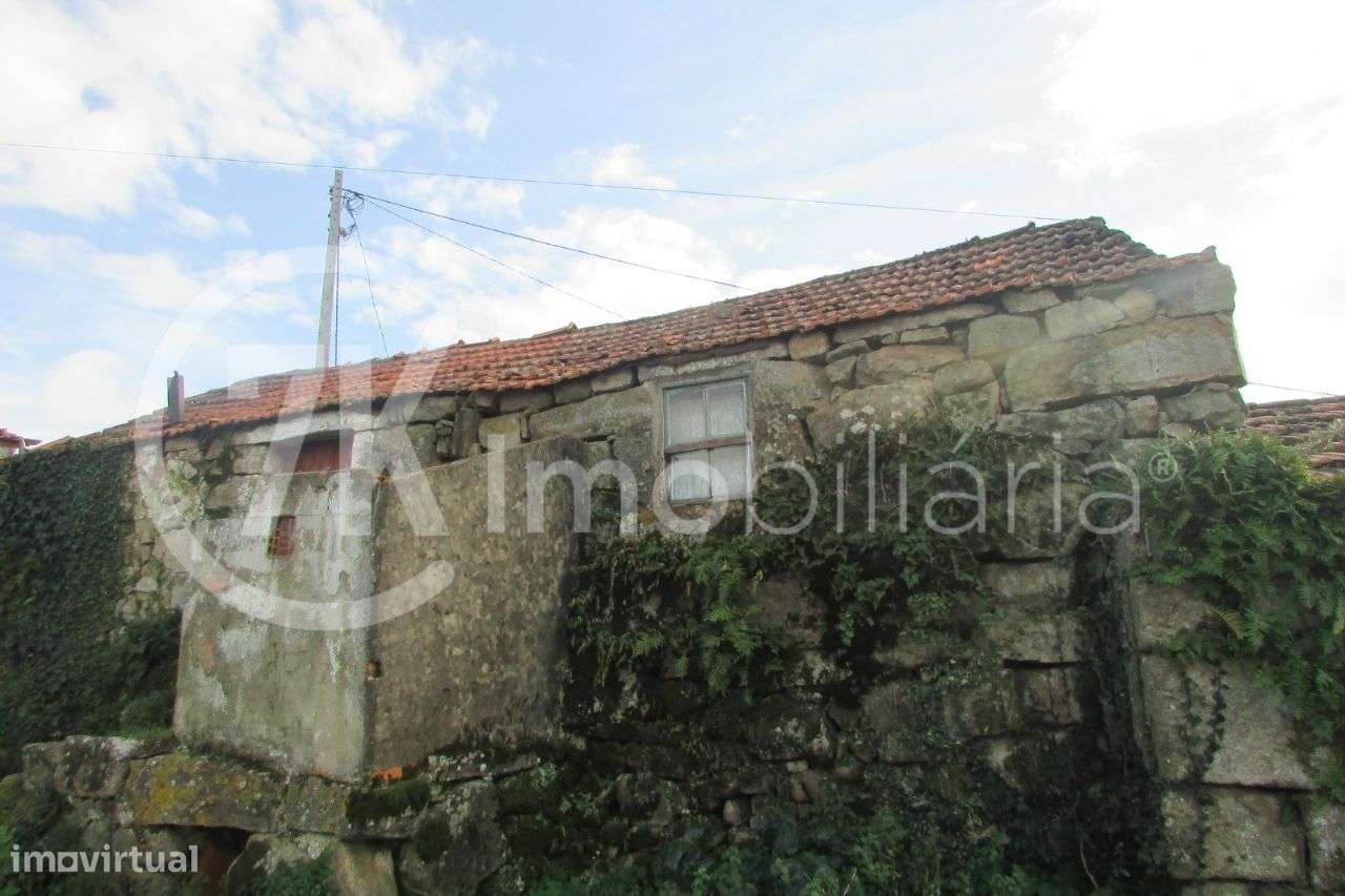 Moradia P/Restauro - Cinfães - Grande imagem: 4/7