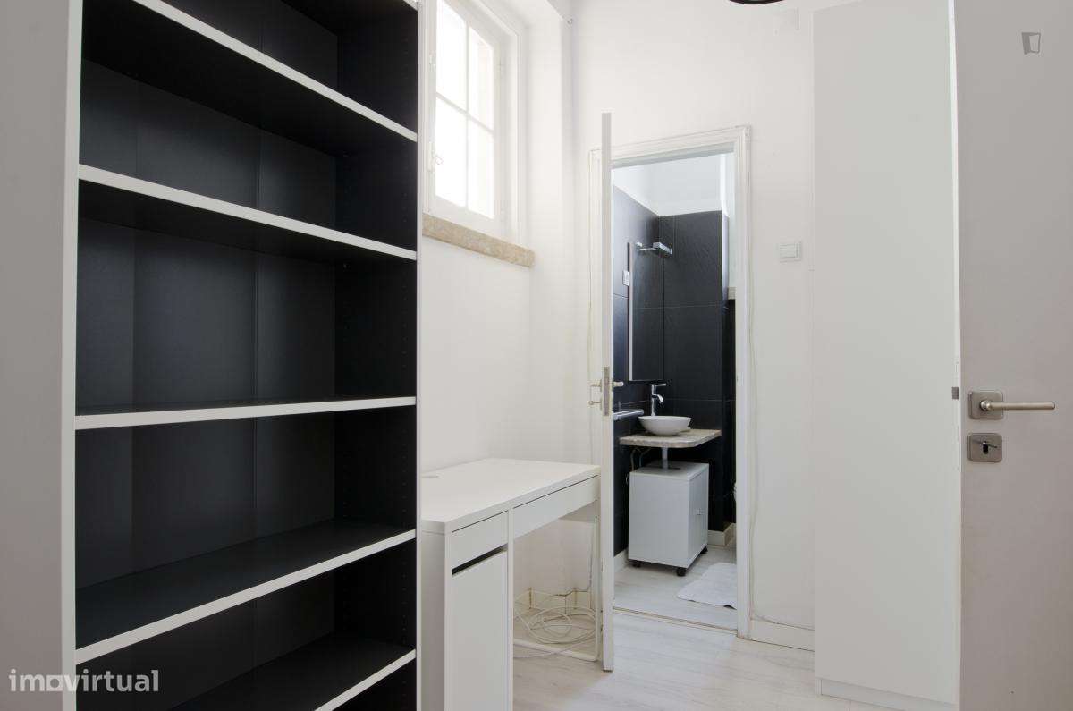 Quarto - localizado em Alvalade Lisbon - Grande imagem: 5/6