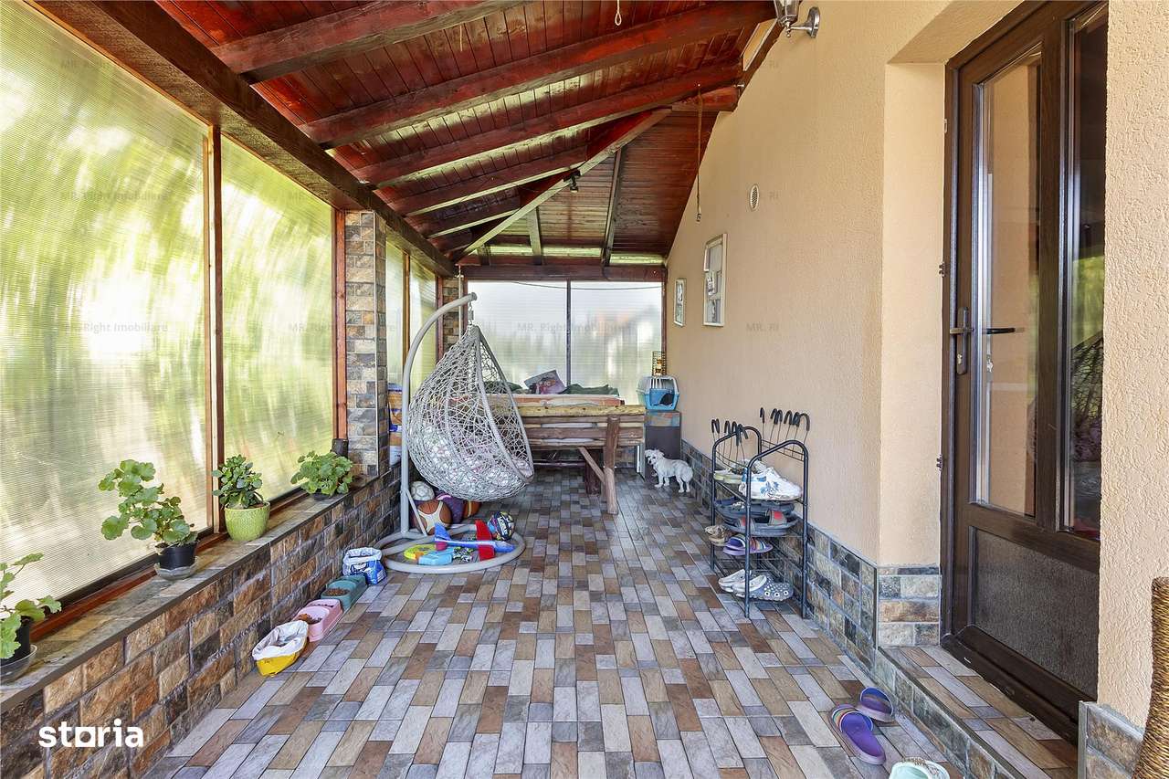 Casa Vila superba cu 5 camere si 922 mp teren Harman Brasov-16