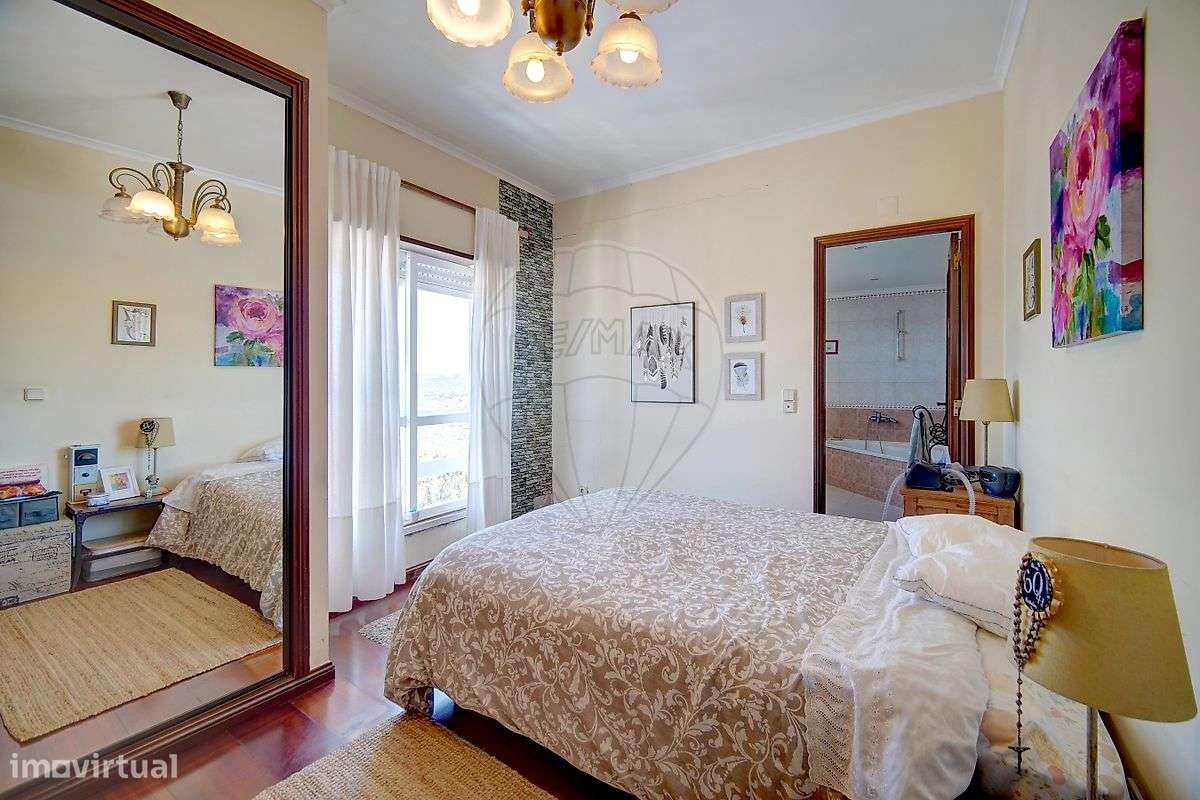Apartamento T4 para venda-26